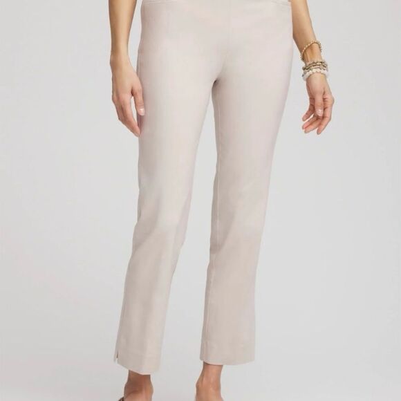 Chico's Plus White Ankle Cropped Pull On Pants - Picture 1 of 5